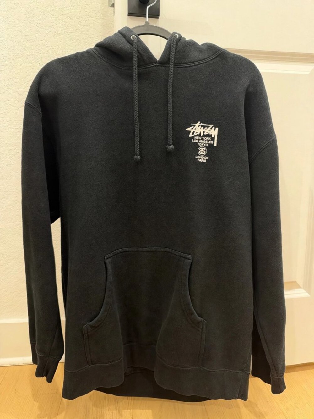 Stussy World Tour Pullover Hoodie, Men's L, Black
